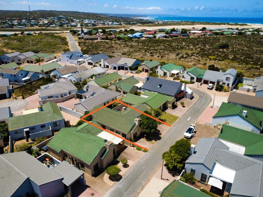 3 Bedroom Property for Sale in Stilbaai Wes Western Cape